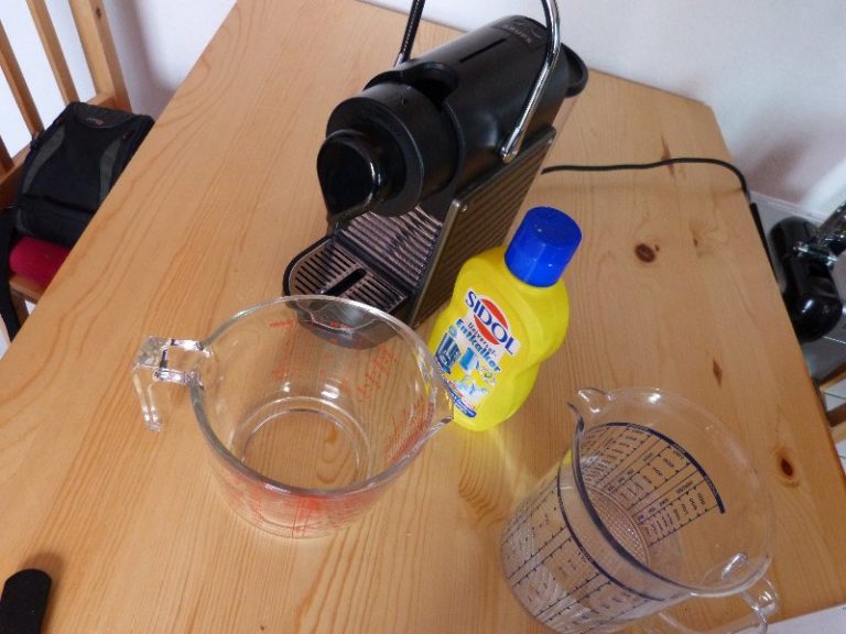 Anleitung: Entkalkung Krups Nespresso Pixie XN3005