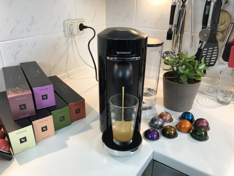 Nespresso VERTUO Plus im Test: Leise große Kaffeebecher füllen