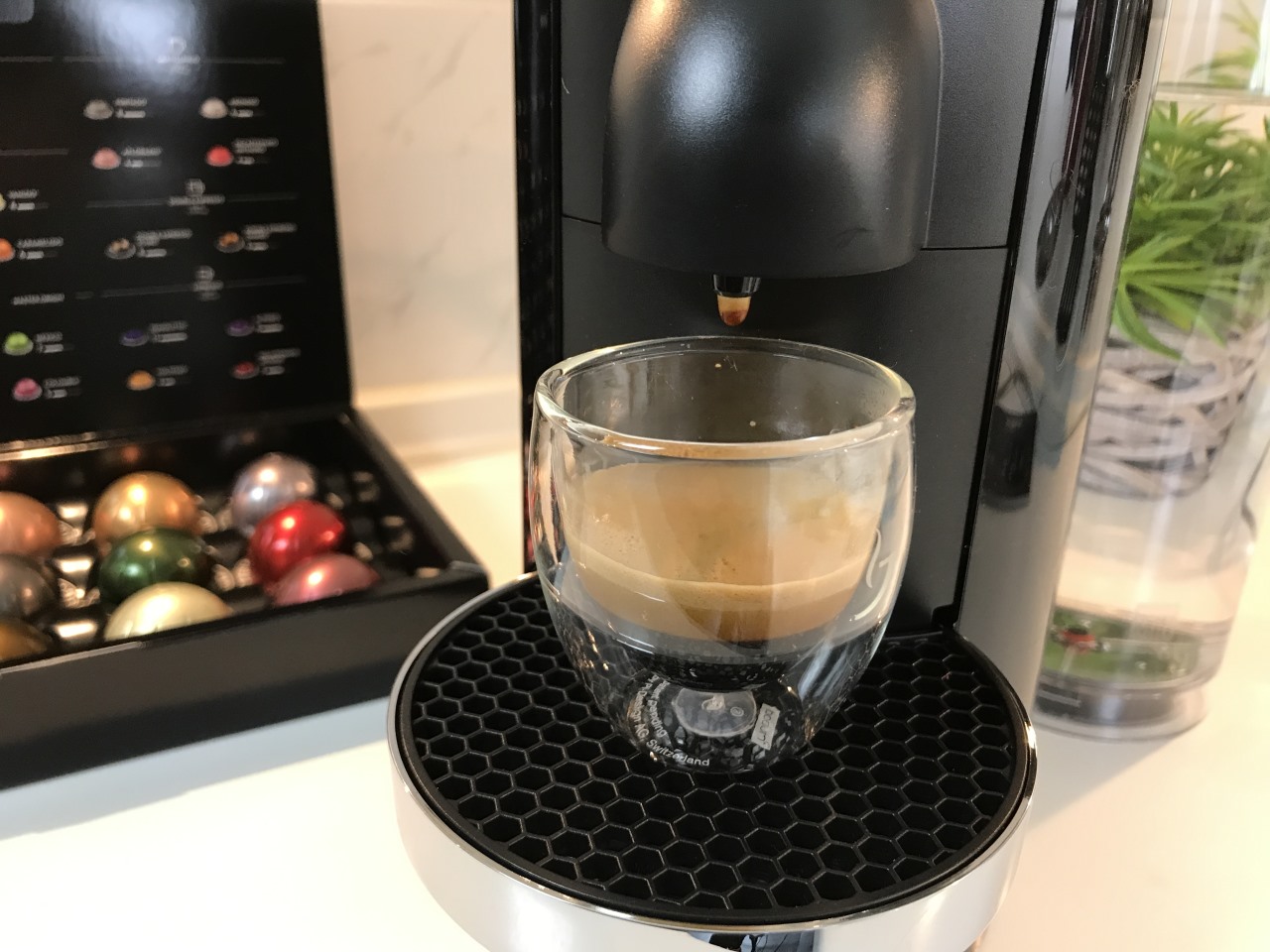 Nespresso_Vertuo_Plus_Kaffeekapseln_Test_Testbericht_Kapselmaschine ...